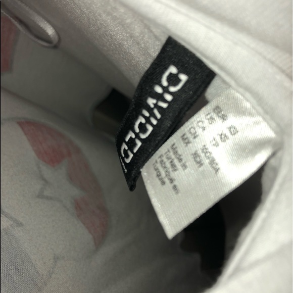 Red, white, and blue H&M crop top - Picture 3 of 3